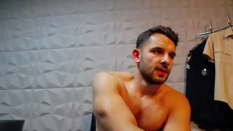 Snapshot of antoniovalentinidiamond chatting on 09.12.25 HI My name is Antonio online show from 09.12.25