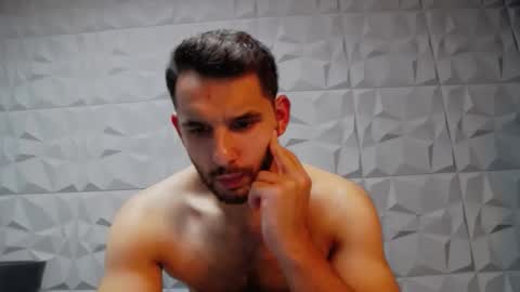 Snapshot of antoniovalentinidiamond chatting on 09.14.25 HI My name is Antonio online show from 09.14.25