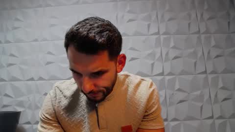 HI My name is Antonio online show from 09.15.25