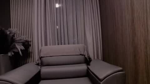 HI My name is Antonio online show from 05.12.26