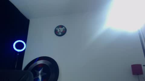 Snapshot of antonywebb94 chatting on 02.22.25 Instagram miguelangel1802  online show from 02.22.25