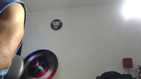 Snapshot of antonywebb94 chatting on 03.09.25 Instagram miguelangel1802  online show from 03.09.25