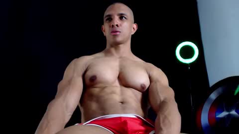 Snapshot of antonywebb94 chatting on 09.19.25 Instagram miguelangel1802  online show from 09.19.25