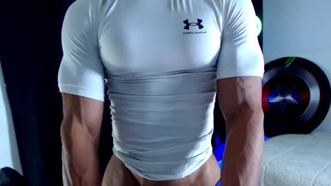 Snapshot of antonywebb94 chatting on 09.29.25 Instagram miguelangel1802  online show from 09.29.25