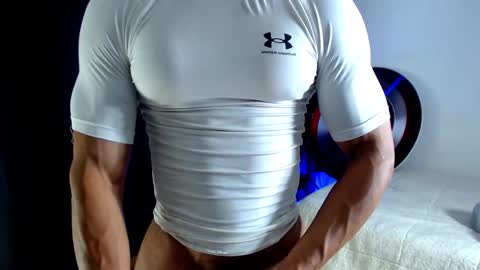 Snapshot of antonywebb94 chatting on 10.23.25 Instagram miguelangel1802  online show from 10.23.25