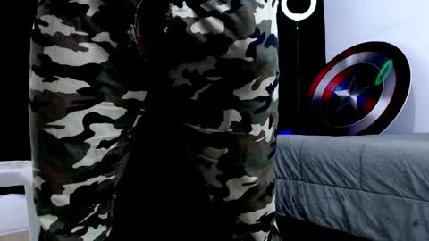 Instagram miguelangel1802  online show from 01.07.26