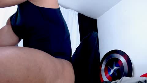 Snapshot of antonywebb94 chatting on 04.16.26 Instagram miguelangel1802 online show from 04.16.26