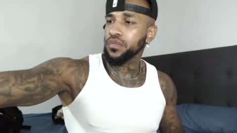 Snapshot of antwanblack11 chatting on 12.18.24 antwanblack11 online show from 12.18.24