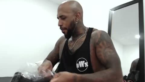 Snapshot of antwanblack11 chatting on 12.31.24 antwanblack11 online show from 12.31.24