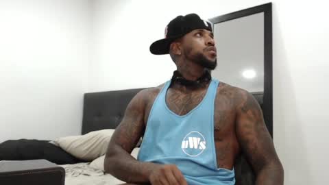 Snapshot of antwanblack11 chatting on 01.24.25 antwanblack11 online show from 01.24.25