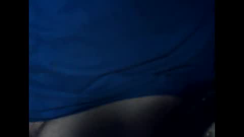 Snapshot of antxon12 chatting on 10.04.25 antxon12 online show from 10.04.25