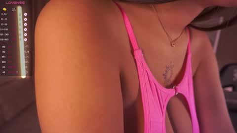 Snapshot of anuricbriny chatting on 10.01.25 Sunday - start 0400 PM GMT -4 online show from 10.01.25