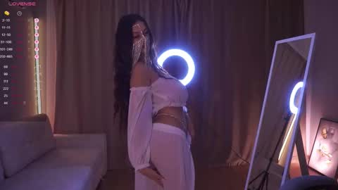 Snapshot of anuricbriny chatting on 10.27.25 Sunday - start 0400 PM GMT -4 online show from 10.27.25