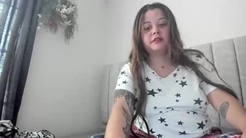 Snapshot of any_lol7 chatting on 02.19.25   Independent model  online show from 02.19.25