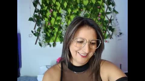 any mour online show from 10.14.25