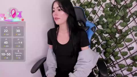 anya_belth online show from 10.13.25