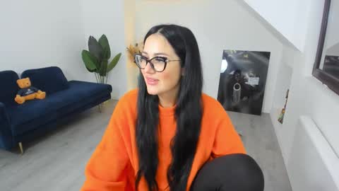 Anya online show from 02.05.26