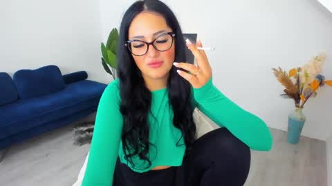 Anya online show from 04.05.26