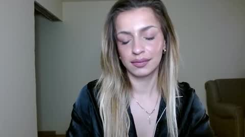 Anya online show from 04.18.26