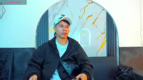 anyelo_sexyhot online show from 10.05.25