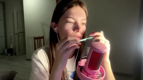 Snapshot of anytka12 chatting on 03.03.26 anytka12 online show from 03.03.26