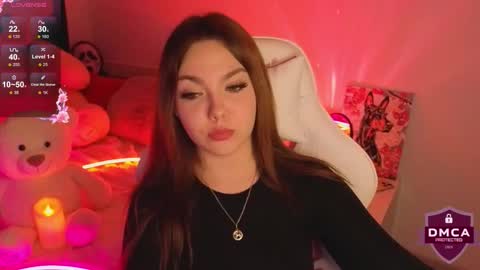 Aphelia online show from 10.21.25