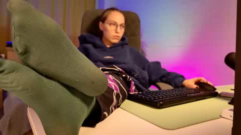 Snapshot of aphexqueen chatting on 07.29.26 APHEX QUEEN online show from 07.29.26