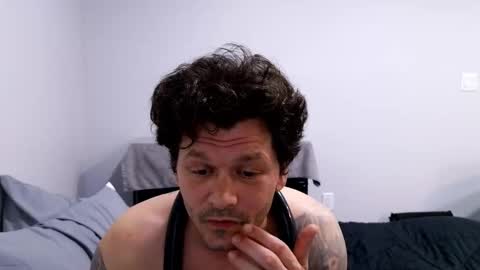 Snapshot of apocalypse_cream chatting on 03.02.26 apocalypse_cream online show from 03.02.26