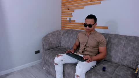 Apolo online show from 11.10.25