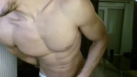 Snapshot of apollonfitx_69 chatting on 02.28.25 apollonfitx_69 online show from 02.28.25