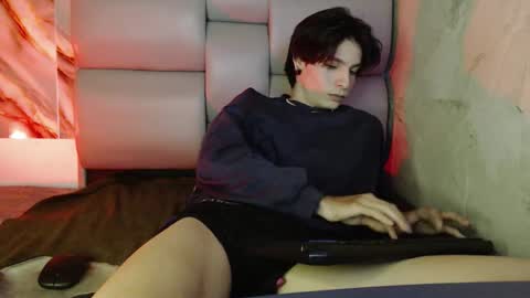 Apolo online show from 10.13.25