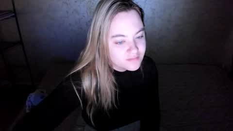 appleyummybuns online show from 10.30.25