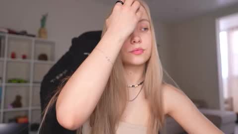  REYNA  next stream is 11h of Feb online show from 03.22.26