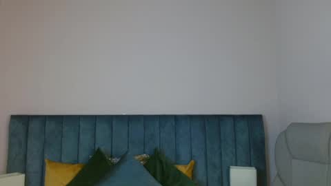 April Bunny online show from 12.12.24