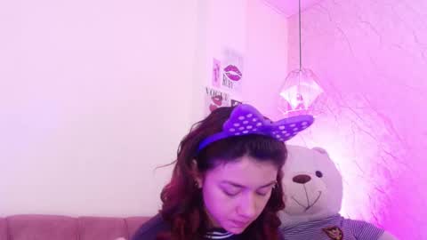   online show from 10.06.25