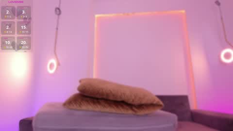 Snapshot of april_ebony18_ chatting on 01.13.25 April online show from 01.13.25