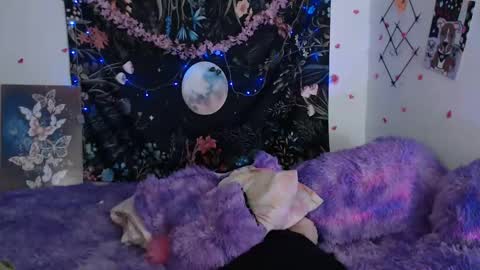 april_l6 online show from 01.18.25