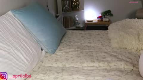 Snapshot of aprilinalba chatting on 10.18.25 ALEKSANDRA POLYAKOVA online show from 10.18.25