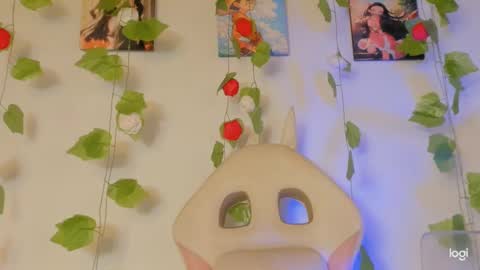 APRIL online show from 02.25.25