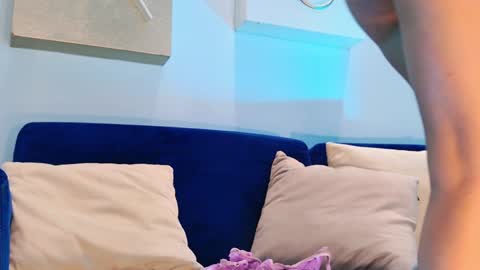  April Rhodes  online show from 01.17.25