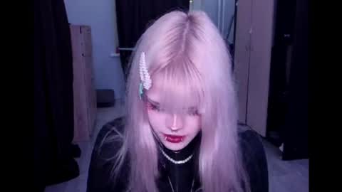 Snapshot of aprilspark chatting on 04.20.26 Alice D online show from 04.20.26