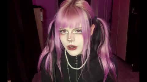 Snapshot of aprilspark chatting on 05.01.26 Alice D online show from 05.01.26