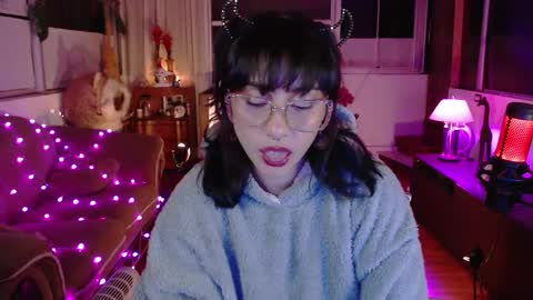 Zam independent model online show from 10.14.25