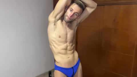 Snapshot of aquilesmade chatting on 12.11.24 Aquilesmade online show from 12.11.24