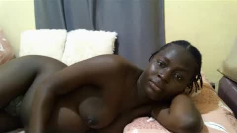 Snapshot of ara_bellah chatting on 12.23.24 ara bellah online show from 12.23.24