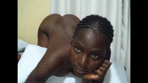 Snapshot of ara_bellah chatting on 10.11.25 ara bellah online show from 10.11.25