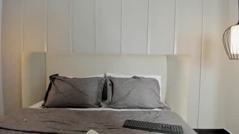  Ara Ferrer  online show from 02.09.26