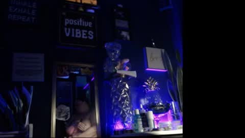 ArabellaJames online show from 12.11.24