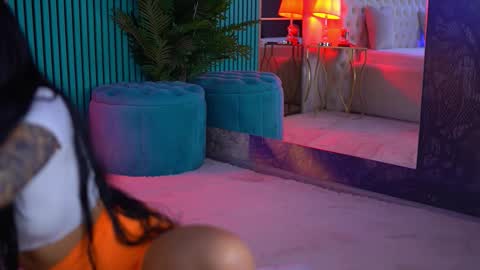 arabellaposh online show from 12.22.25