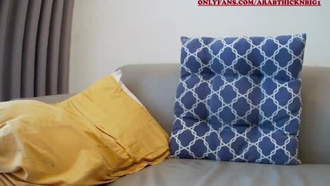 Snapshot of arabthickestdick1 chatting on 01.29.25 Shaani online show from 01.29.25